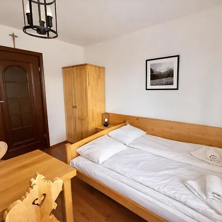 Widokowa Rum i privatbostad